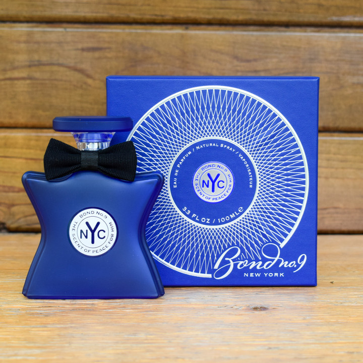 The Scent of Peace for Him by Bond No 9 is a Woody Aromatic fragrance for men. Launched in 2013 as a counterpart of Bond No. 9's bestseller The Scent of Peace (for Her) it has since gained its own notoriety as a top selling men's fragrance. 